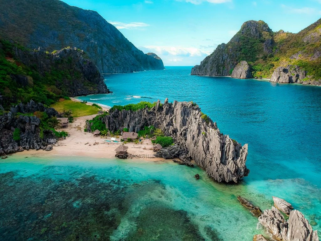 El Nido Tour C – Hidden Beaches & Snorkeling